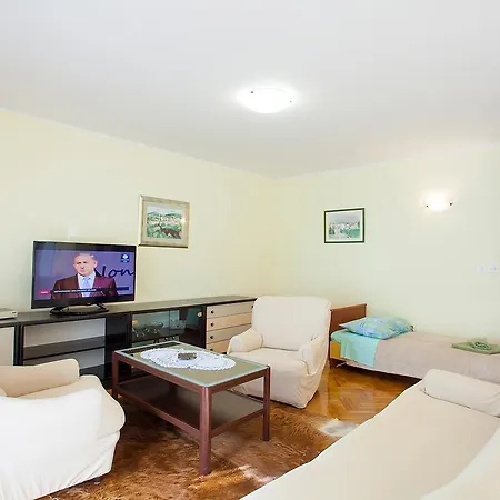 Nenad Apartment Porec