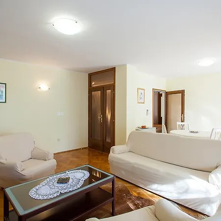 Apartment Nenad Porec